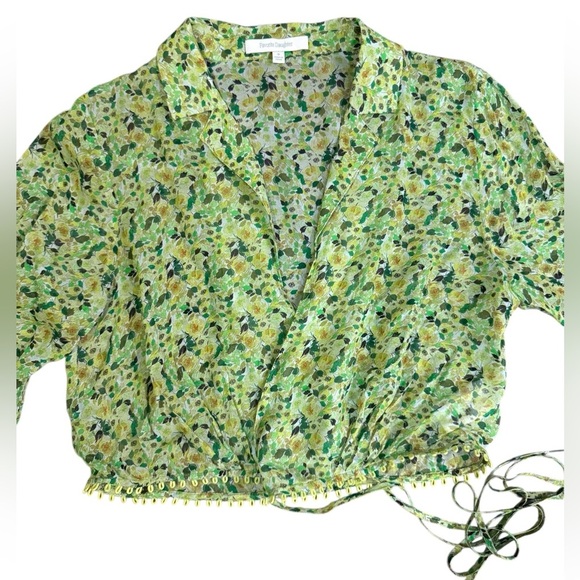 Favorite Daughter The Lover Wrap Top in Green Motif Size Medium - Picture 7 of 12